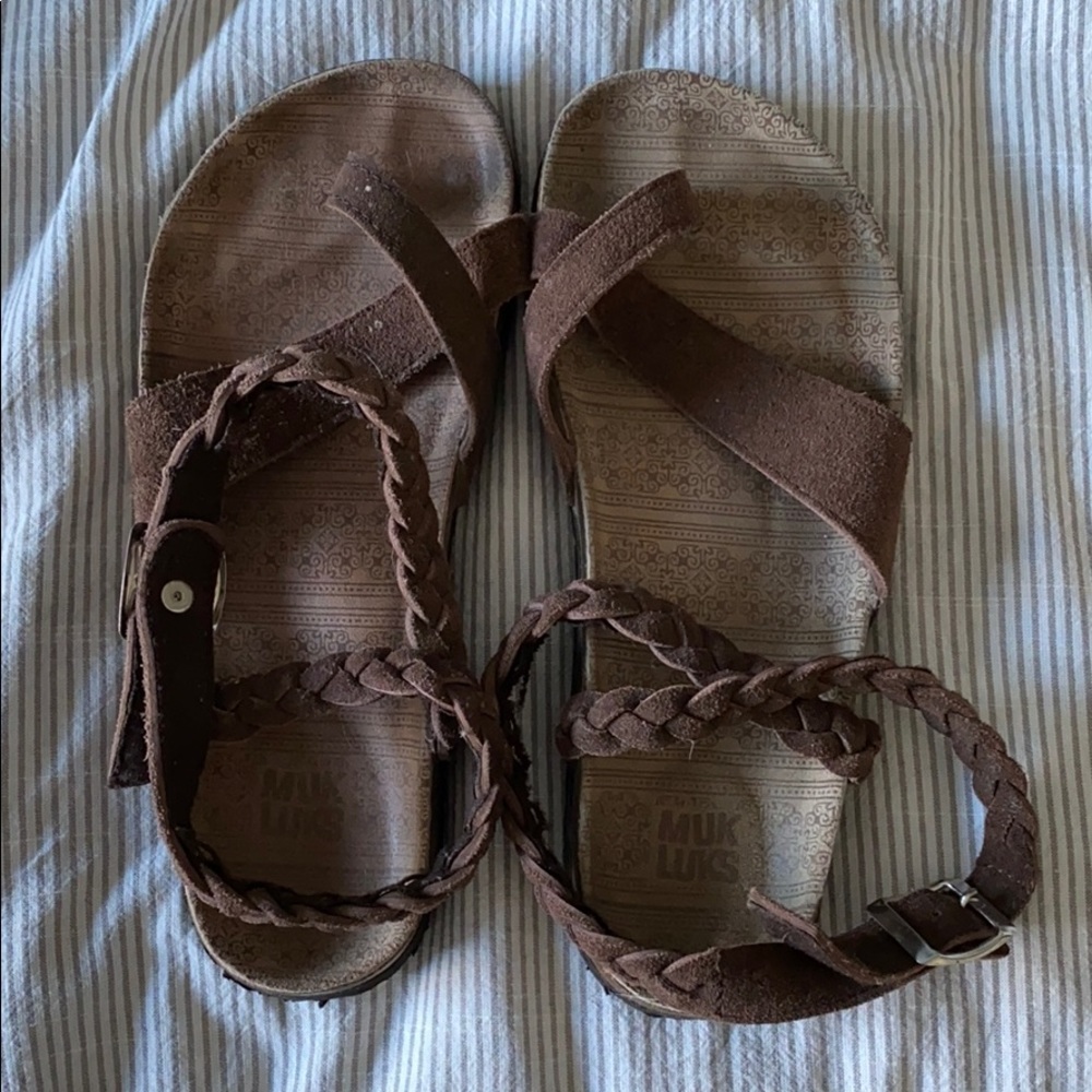 Mukluks Strappy Sandle